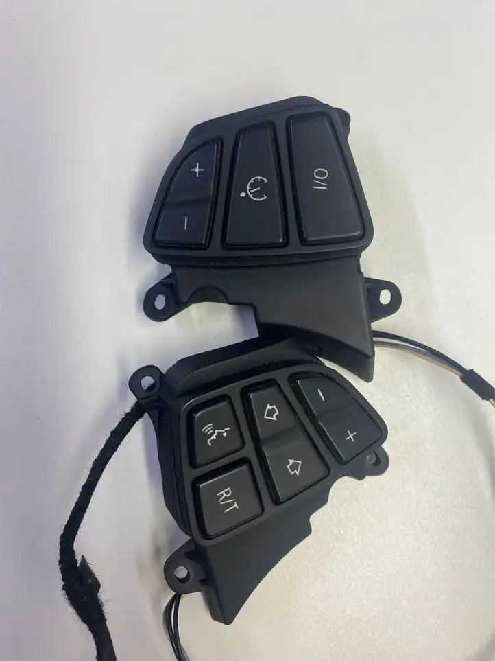 BMW X5 E53 (1999 - 2006) 80066708 Кнопки на рулевом колесе — фото 3
