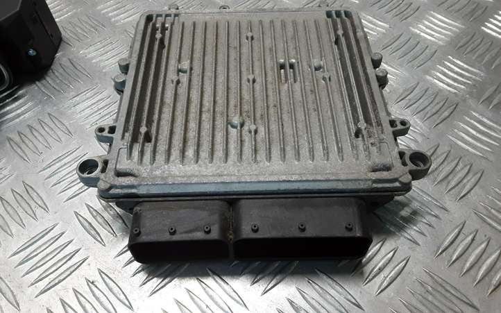 Mercedes-Benz ML W164 (2005 - 2011)  A6421509478 Комплект зажигания