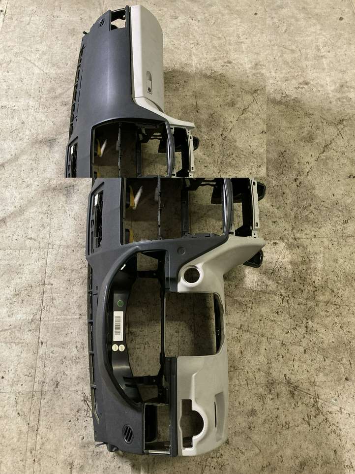 Mercedes-Benz C W204 (2007 - 2014)  A2046803787 Панель