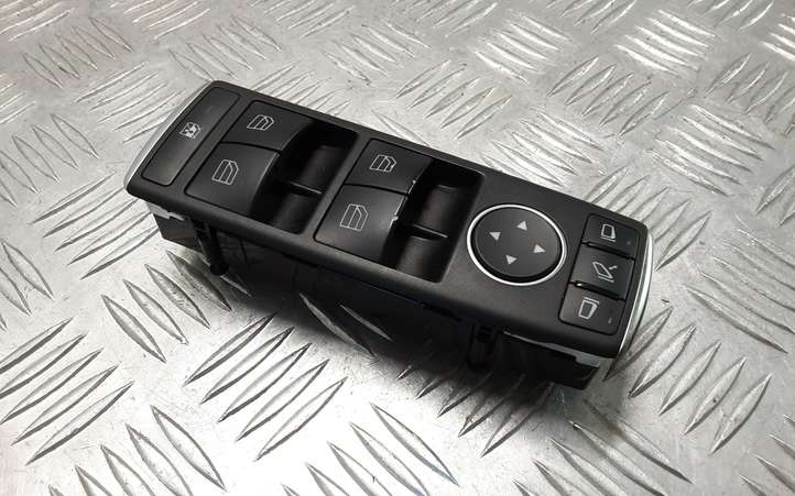 Mercedes-Benz C W204 (2007 - 2014)  A2049055402 Кнопка стеклоподъемников