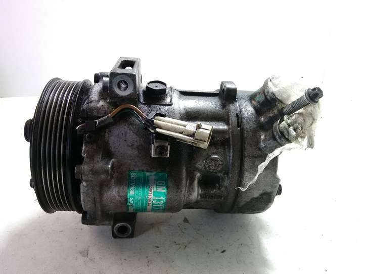 Opel Vectra (2002 - 2005)  13171593 Компрессор (насос) кондиционера воздуха