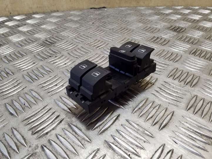 Volkswagen Tiguan (2007 - 2011)  1K4959857B Кнопка стеклоподъемников