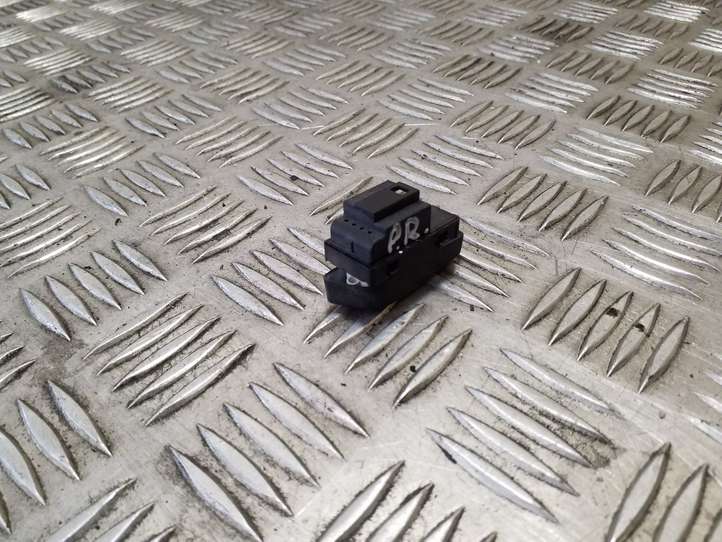 Volkswagen Tiguan (2007 - 2011)  1K0962126B Включатель центрального замка