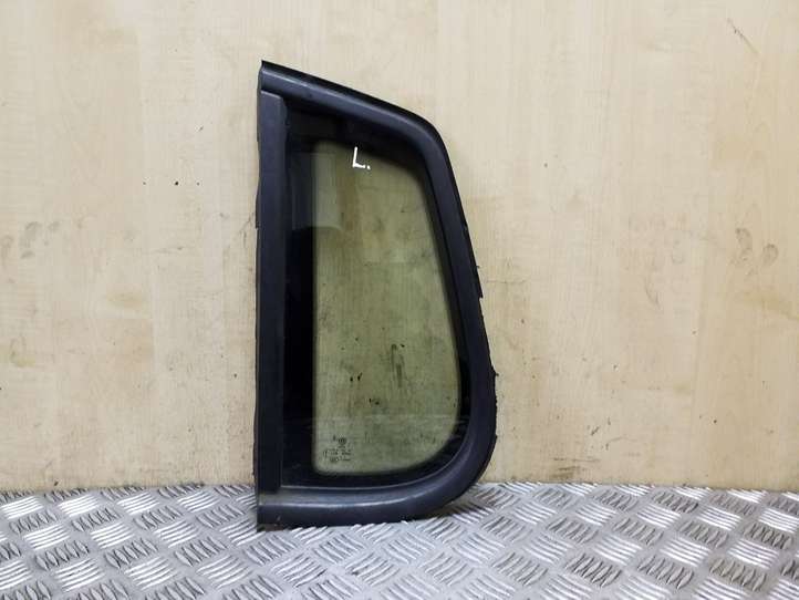 Volkswagen Tiguan (2007 - 2011)  5N0845041 Заднее боковое стекло кузова