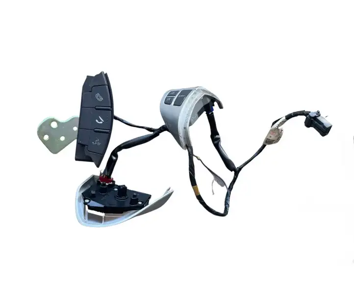 Mitsubishi Outlander (2007 - 2012) 75B474 Кнопки на рулевом колесе — фото 1