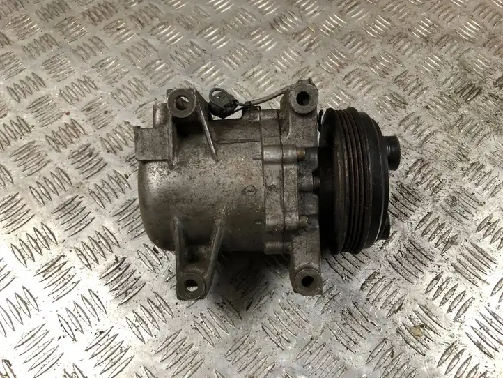 Subaru Impreza II (2001 - 2002) 73111FE020 Компрессор (насос) кондиционера воздуха — фото 1