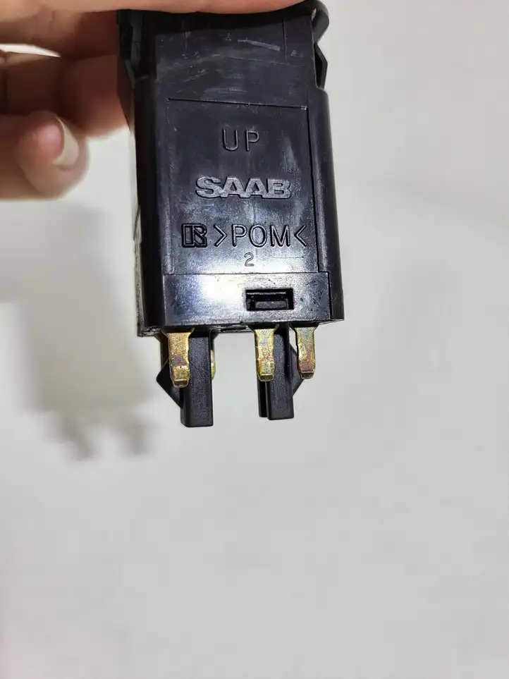 Saab 9-5 (1998 - 2005) 5241245 Кнопка ESP — фото 5