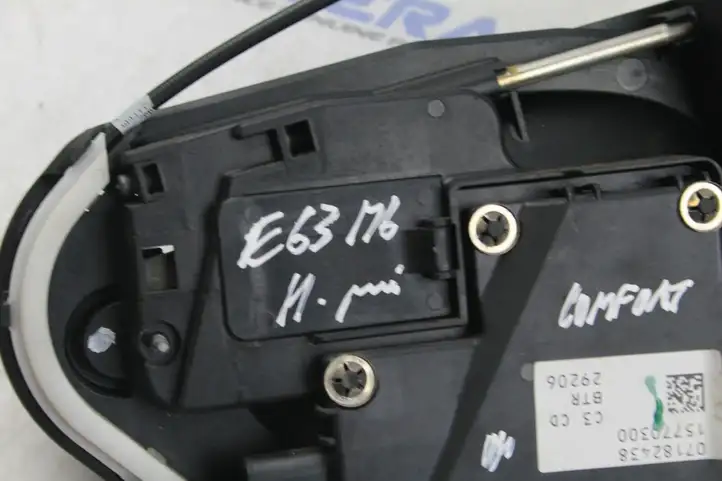 BMW M6 E63/E64 (2004 - 2010) 7182438 Наружная ручка двери — фото 2