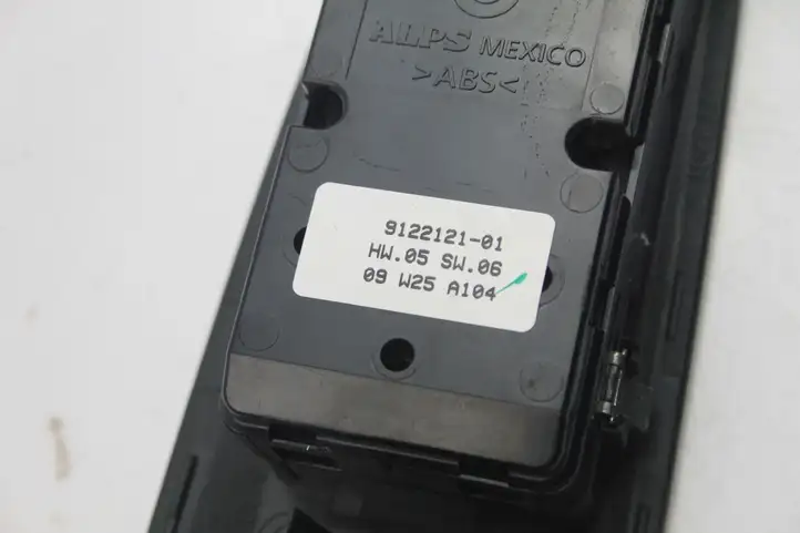 BMW X5M E70 (2010 - 2013) 9122121 Кнопка стеклоподъемников — фото 2