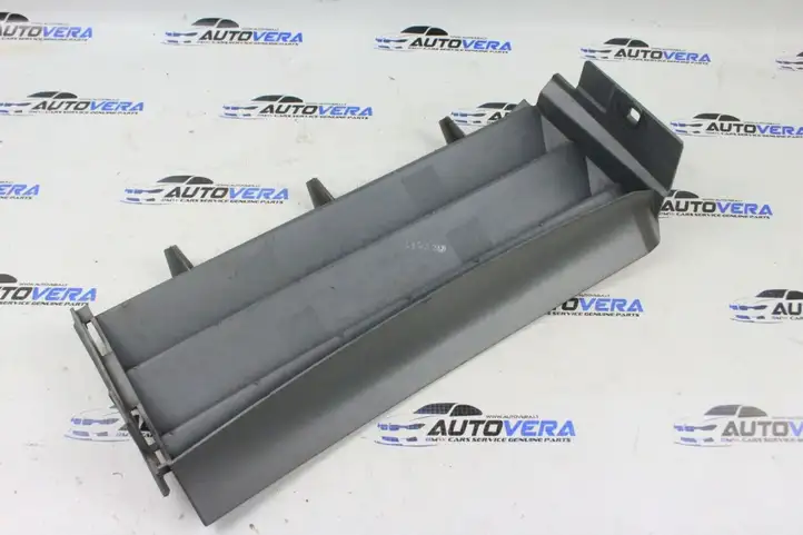 Land Rover Range Rover L322 (2002 - 2005) CK1UA Решетка в крыле — фото 2