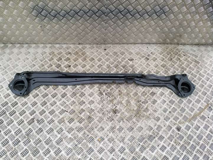 Ford Focus (2011 - 2015)  AV6116H004BC Другая деталь отсека двигателя