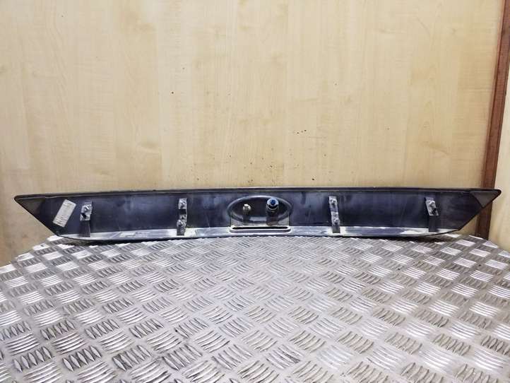 Ford Focus (2011 - 2015)  BM51A43404AFW Обшивка крышки багажника