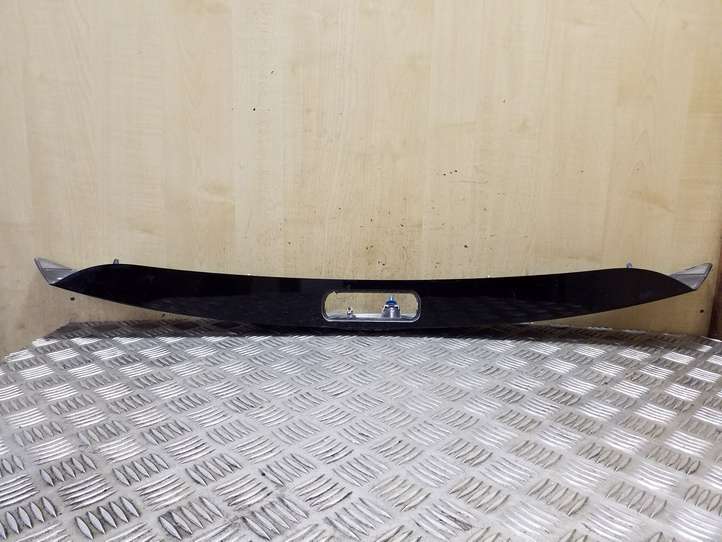 Ford Focus (2011 - 2015)  BM51A43404AFW Обшивка крышки багажника
