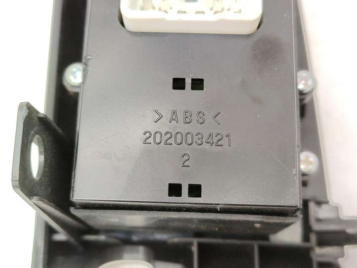 Hyundai Grandeur (2005 - 2009)  202003421 Кнопка стеклоподъемников