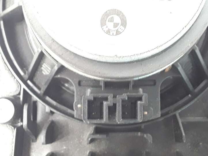 BMW 5 E60 E61 (2004 - 2010)  65139141495 Громкоговоритель (громкоговорители) в задних дверях