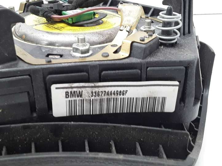 BMW 5 E60 E61 (2004 - 2010)  33677444906 Подушка безопастности руля