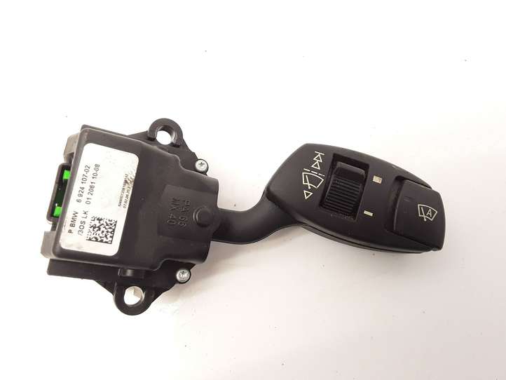 BMW 5 E60 E61 (2004 - 2010)  6924107 Ручка стеклоочистителей