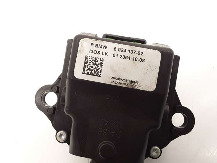BMW 5 E60 E61 (2004 - 2010)  6924107 Ручка стеклоочистителей