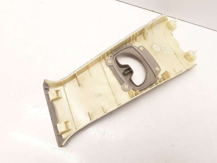 BMW 5 E60 E61 (2004 - 2010)  51437027088 Отделка стойки (B) (верхняя)