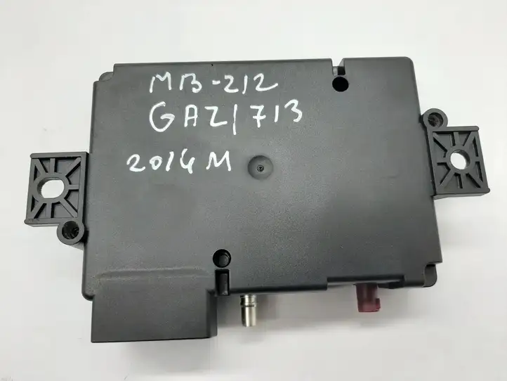 Mercedes-Benz E W212 (2009 - 2016) A2429004801 Блок GSM — фото 4