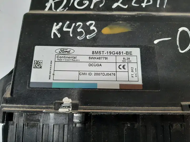 Ford Kuga I (2008 - 2012)  8M5T19G481BE Модуль кузова