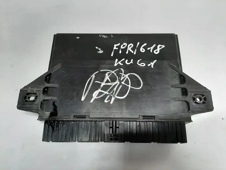 Ford Kuga I (2008 - 2012)  8M5T19G481BE Модуль кузова