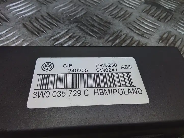 Volkswagen Phaeton (2002 - 2008) 3W0035729C Блок GSM — фото 4