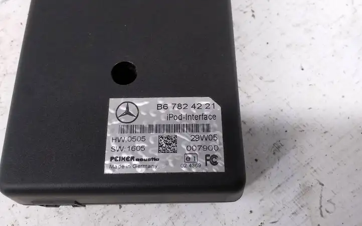 Mercedes-Benz ML W164 (2005 - 2011) B67824221 Блок GSM — фото 4