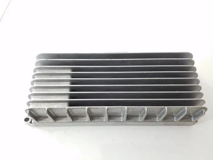 Audi A6 S6 C6 4F (2004 - 2008) 4F0910223H Усилитель звука — фото 2
