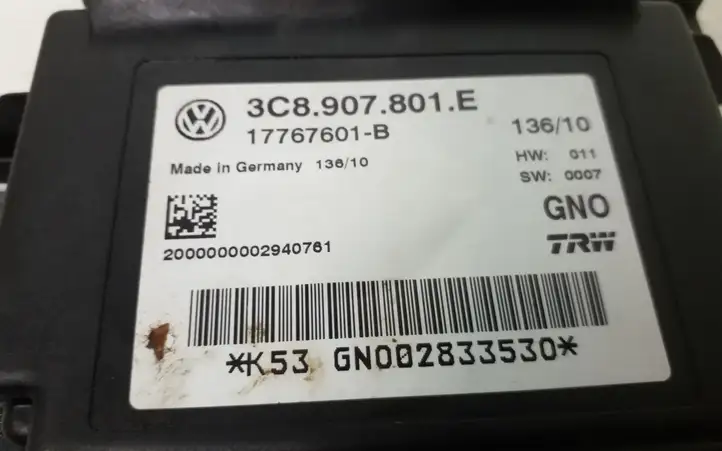 Volkswagen PASSAT B6 (2005 - 2010)  3C8907801E Модуль управления ручным тормозом