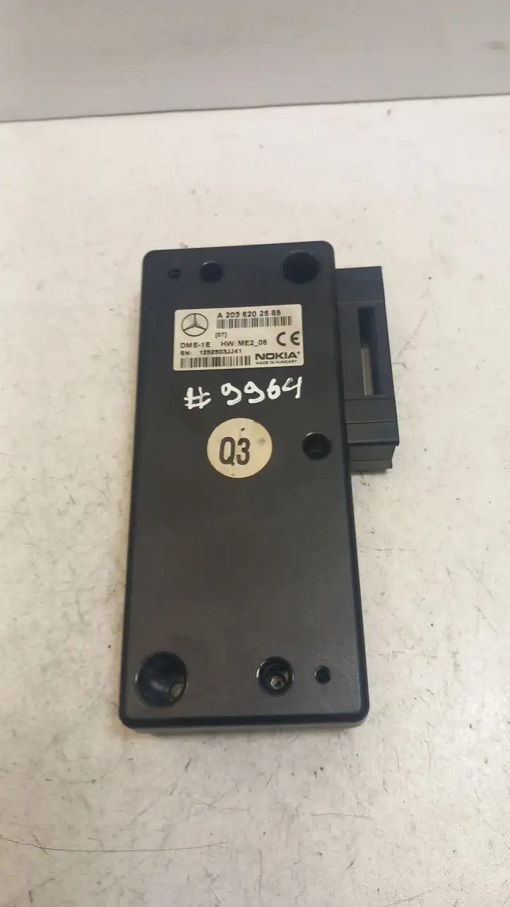 Mercedes-Benz C W203 (2000 - 2007)  A2038202585 Блок управление GSM