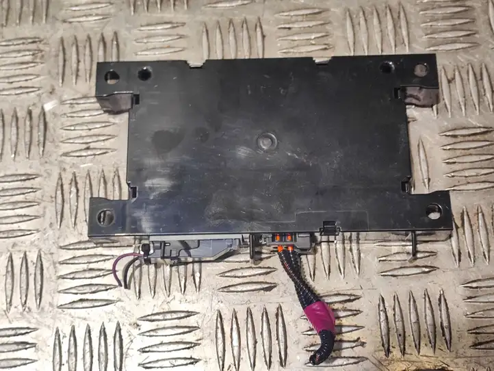 Land Rover Range Rover Sport L494 (2009 - 2013) 8H2210F845 Bluetooth модуль — фото 2