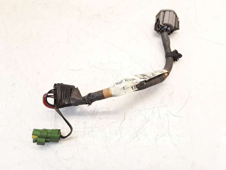 Mazda 2. (2007 - 2010)   Другой проводник
