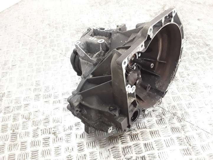 Mazda 2. (2007 - 2010)  8A6R7002EA Механическая коробка передач, 5 передач
