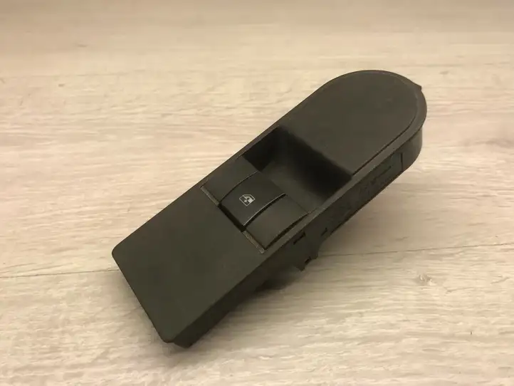 Opel Astra H (2004 - 2009) 03459160 Кнопка стеклоподъемников — фото 1