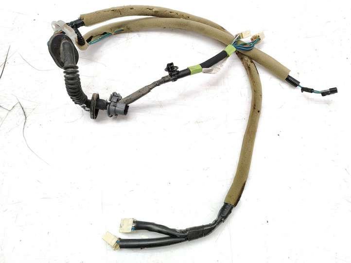 Toyota Avensis T250 (2006 - 2009)  8218405100 Проводка крышки багажника
