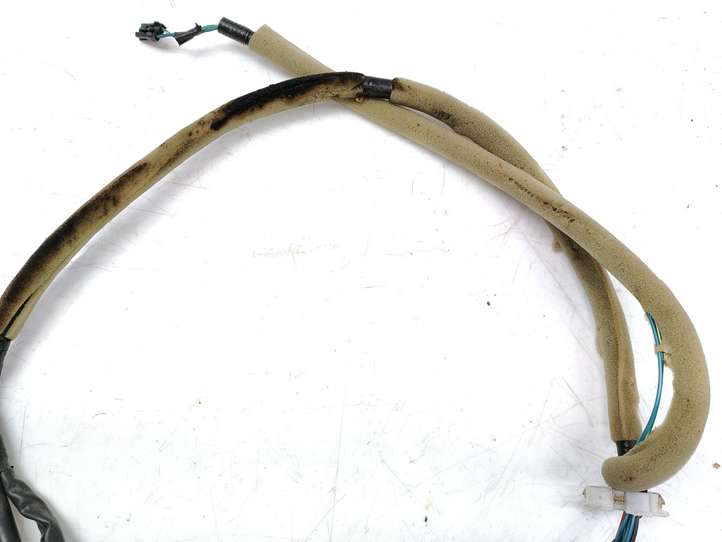 Toyota Avensis T250 (2006 - 2009)  8218405100 Проводка крышки багажника