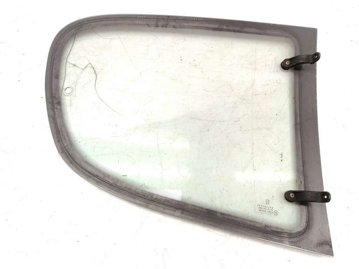 Peugeot 206 (1998 - 2012)  43R00048 Заднее боковое стекло кузова