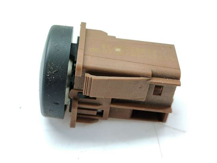 Peugeot Partner (2002 - 2008)  9648088877 Включатель кондиционера воздуха