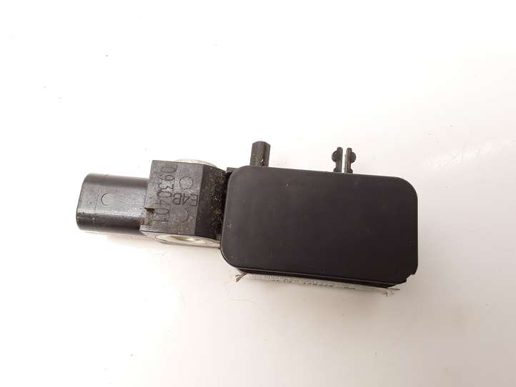 Mazda Tribute (2004 - 2007)  4F1314B345AA Датчик удара надувных подушек