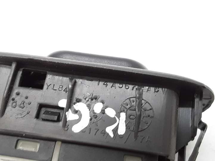 Mazda Tribute (2004 - 2007)  YL8414A567ACW Кнопка стеклоподъемников