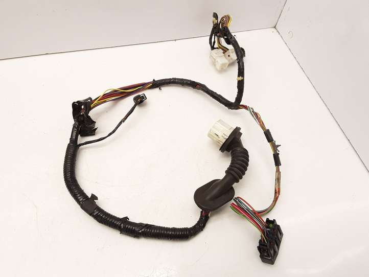 Mazda Tribute (2004 - 2007)  5L8T14631J4CP0 Проводка передних дверей