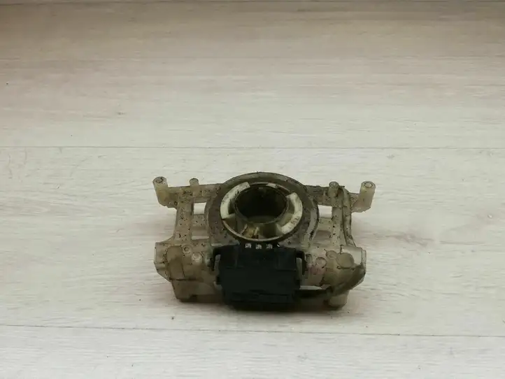 Toyota Land Cruiser (J120) (2002 - 2009) 8924533020 Датчик угла поворота руля — фото 1
