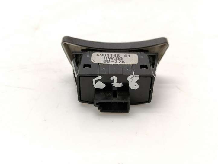 BMW 5 E60 E61 (2004 - 2010)  698114801 Другие включатели / ручки/ переключатели
