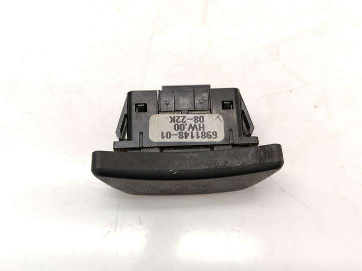 BMW 5 E60 E61 (2004 - 2010)  698114801 Другие включатели / ручки/ переключатели