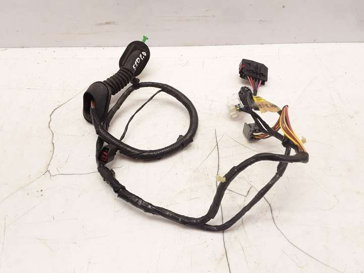 Mazda Tribute (2004 - 2007)  5T2T14630 Проводка передних дверей