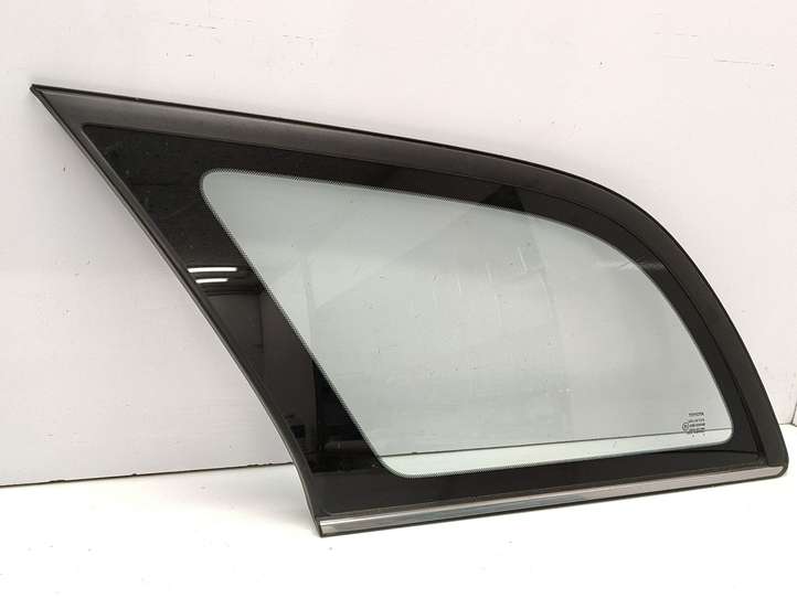 Toyota Avensis T250 (2006 - 2009)  43R00048 Заднее боковое стекло кузова