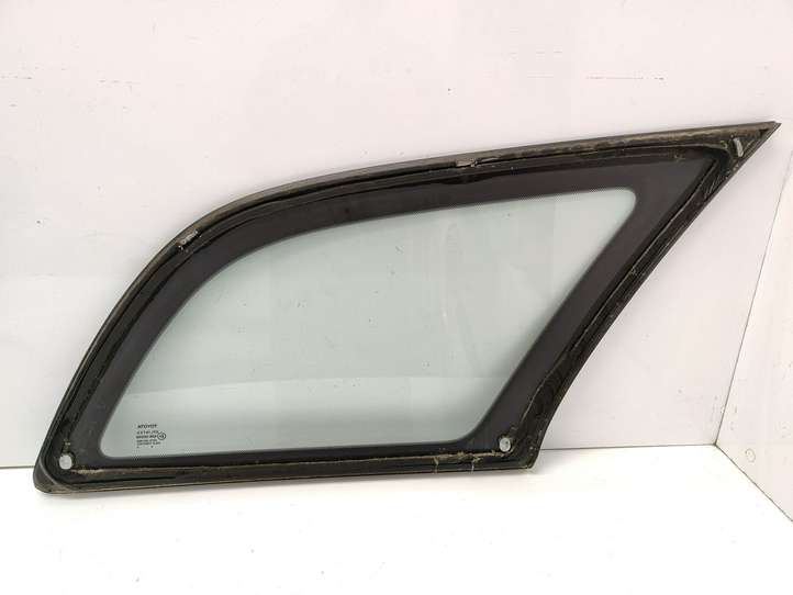 Toyota Avensis T250 (2006 - 2009)  43R00048 Заднее боковое стекло кузова