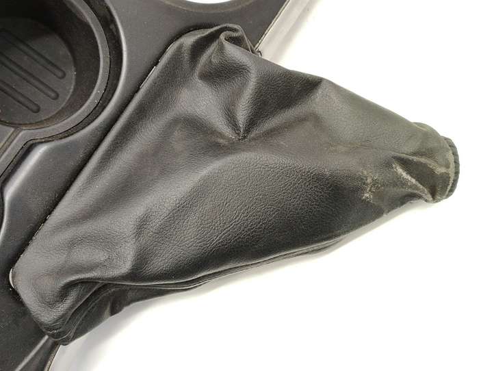 Mazda Tribute (2004 - 2007)  5T2X78045G70 Центральная консоль