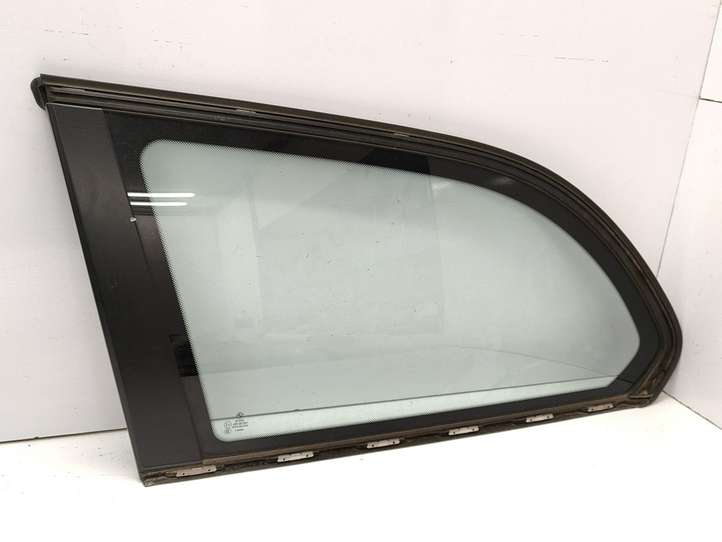 BMW 5 E60 E61 (2004 - 2010)  43R007951 Заднее боковое стекло кузова